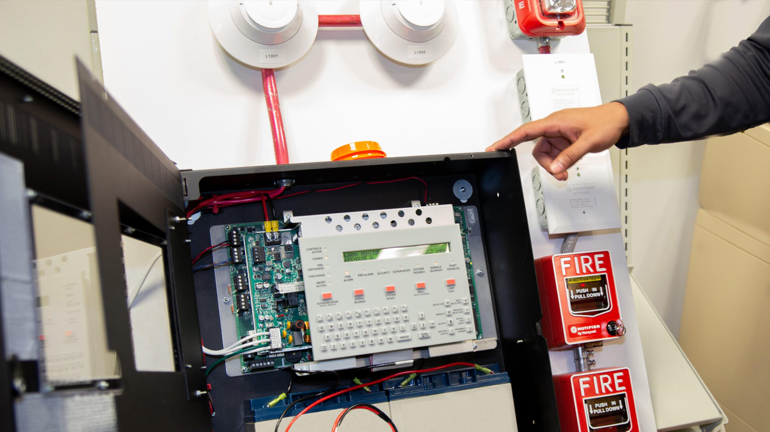 Capacítate en el uso de sistemas contra incendios